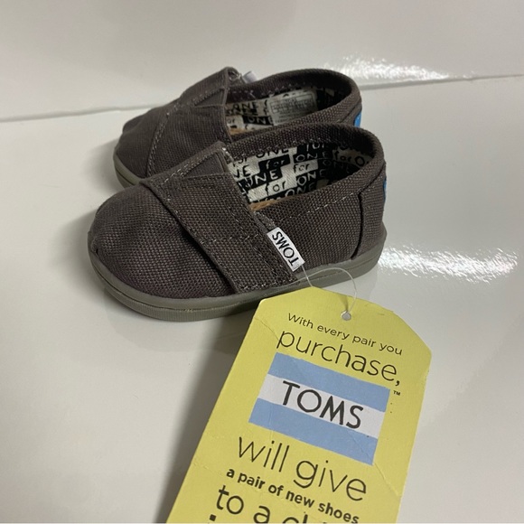 Toms NWT Toddler Shoes 3T - Picture 4 of 6